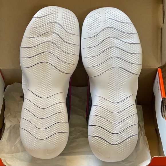 Nike Running Shoes in Grey / Pink, ‘Flex Experience RN9’ — Women’s Size 6.5 - Picture 5 of 16